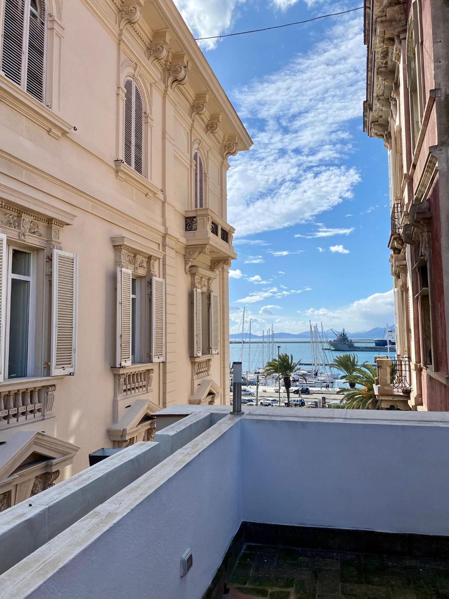 Vicomillesuites Cagliari Zewnętrze zdjęcie